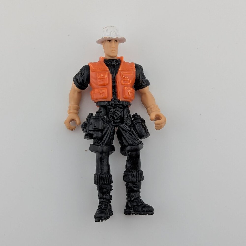🎖️ G.I. Joe Action Figure – Jungle/Rescue Themed Soldier with Orange Tactical V